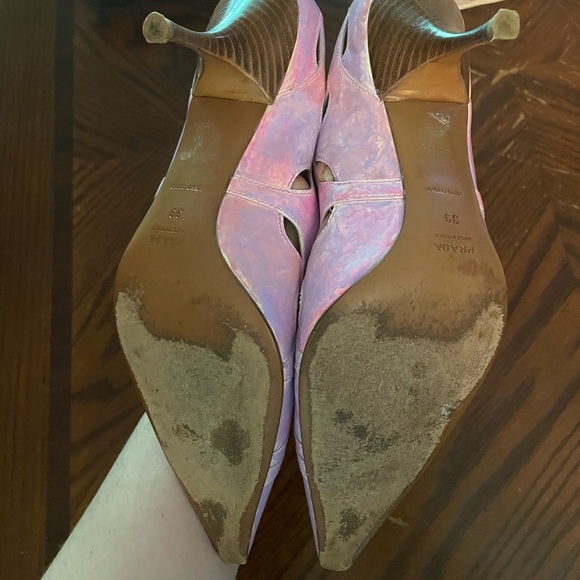 Primavera Prada Pumps - Picture 2 of 4